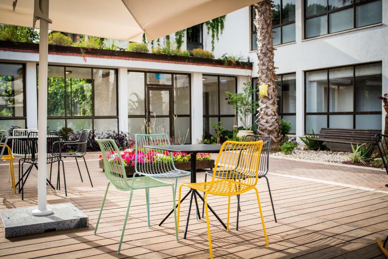 Eden Inn Zikhron Yaakov Extérieur photo